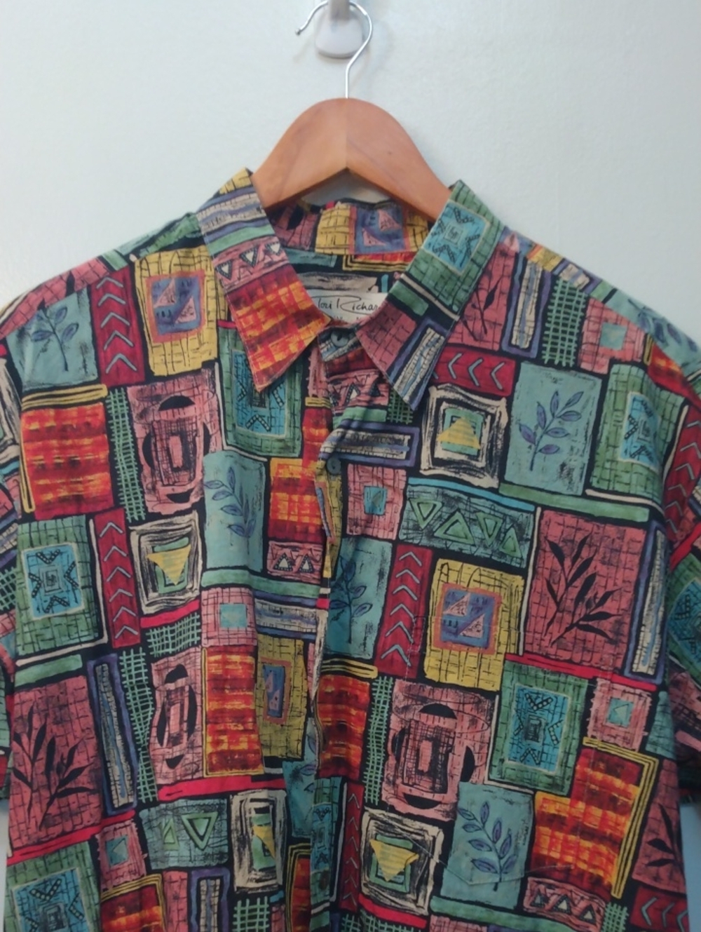 Tori Richard XL Blue/Green/Red Aloha Hawaiian Cotton Lawn Shirt (USA Made)